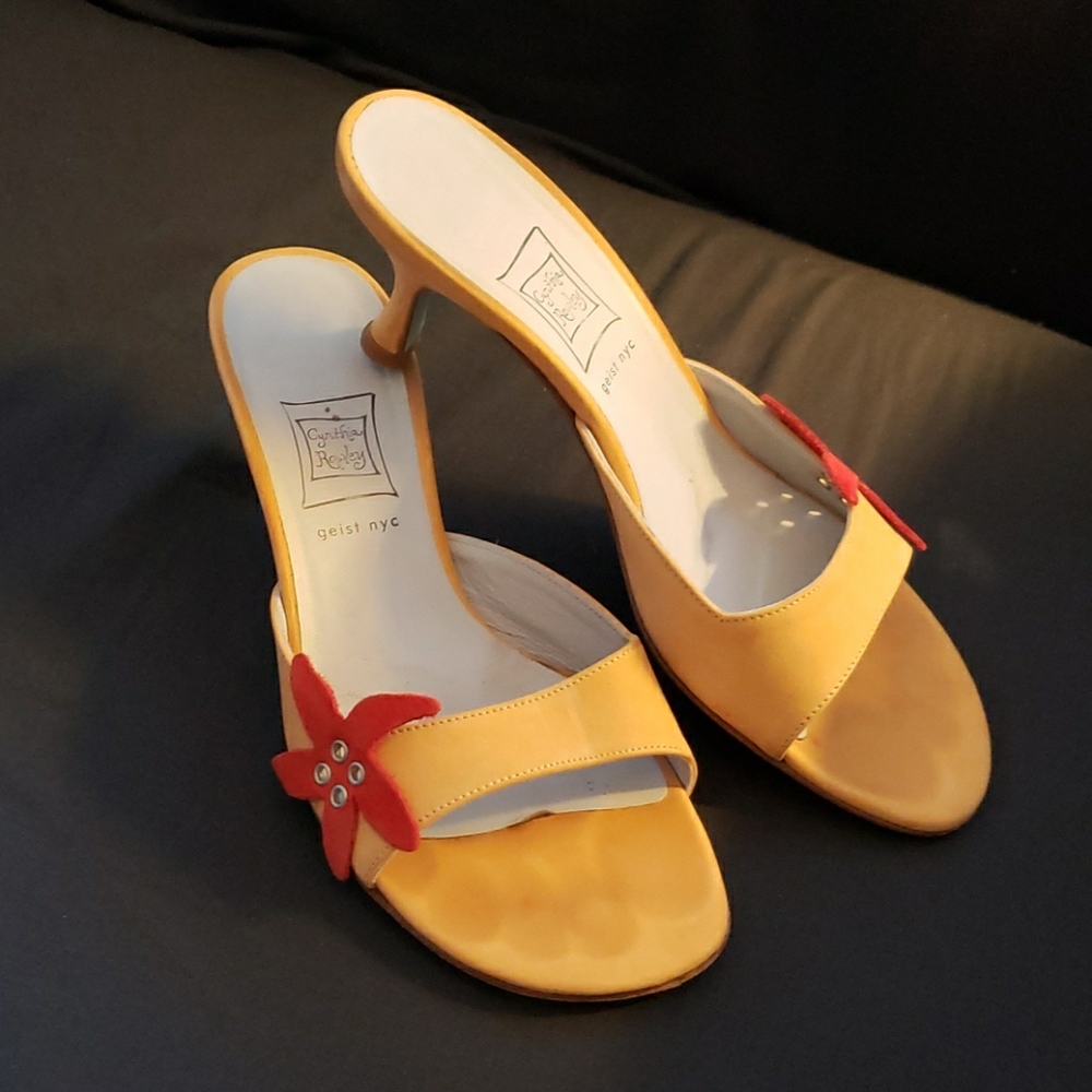 Kitten Heel Sandles